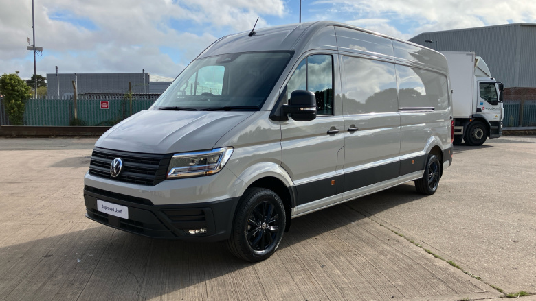 Volkswagen Crafter Cr35 Lwb Diesel Fwd 2.0 TDI 140PS Commerce Plus High Roof Van